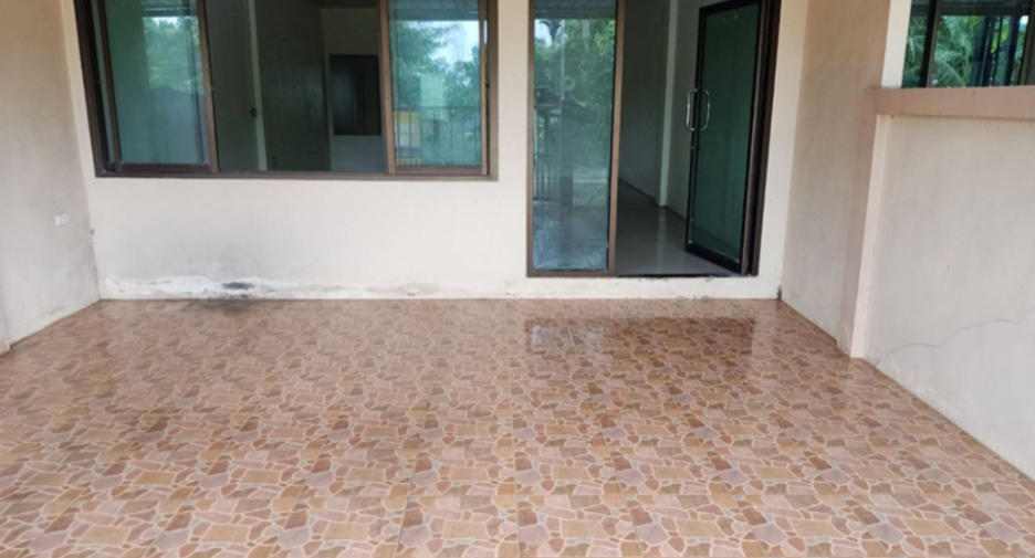 For sale 2 ベッドルーム townhouse in Ban Khai, Rayong