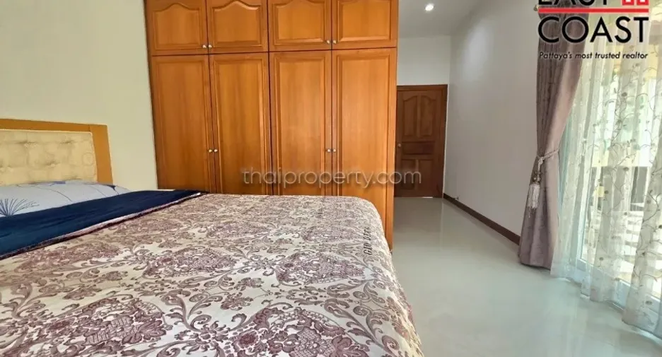 For rent and for sale 4 bedrooms house in Bang Lamung, Chonburi