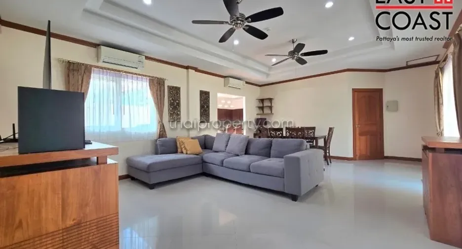 For rent and for sale 4 bedrooms house in Bang Lamung, Chonburi