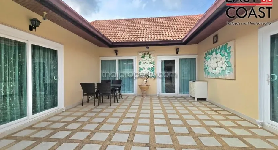 For rent and for sale 4 bedrooms house in Bang Lamung, Chonburi