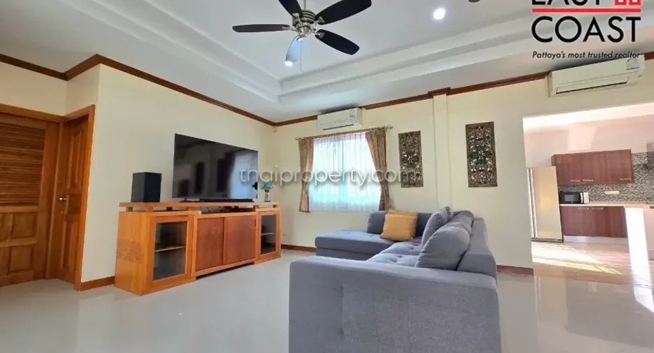 For rent and for sale 4 bedrooms house in Bang Lamung, Chonburi