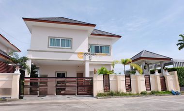 Casa en alquiler y en venta de 4 habitaciones en Huay Yai, Pattaya