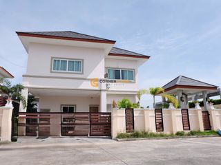 Haus zur Miete und zum Kauf mit 4 Zimmer in Bang Lamung, Chonburi