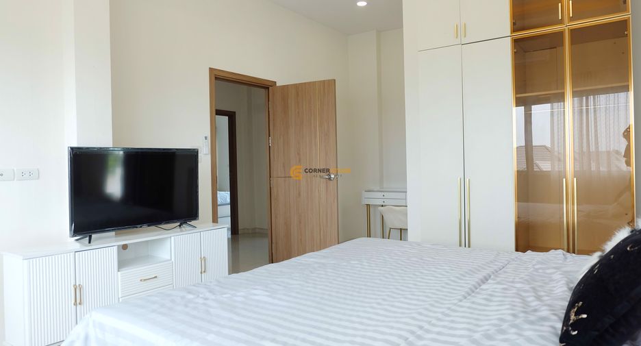 À louer et à vendre 4 chambres maison à Huay Yai, Pattaya