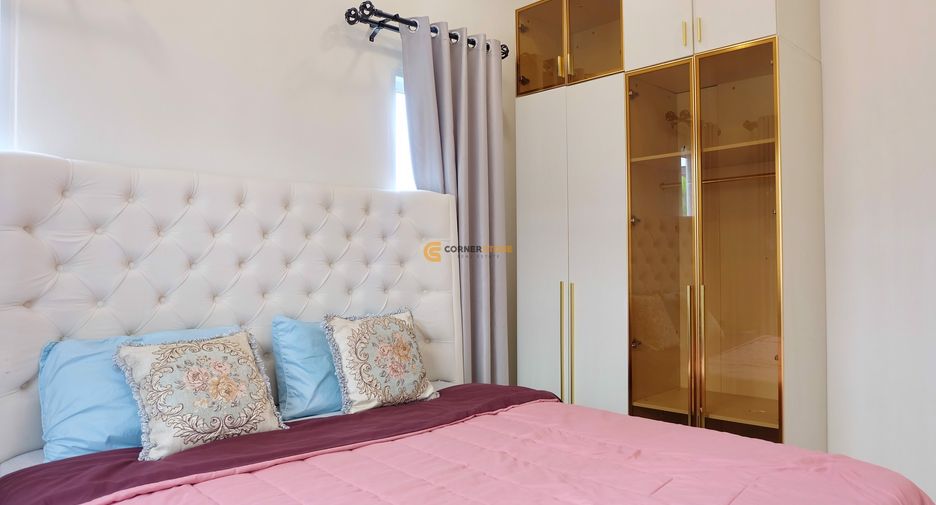 À louer et à vendre 4 chambres maison à Huay Yai, Pattaya