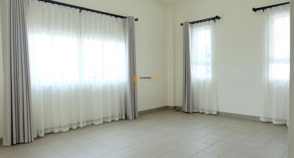 À louer et à vendre 4 chambres maison à Huay Yai, Pattaya