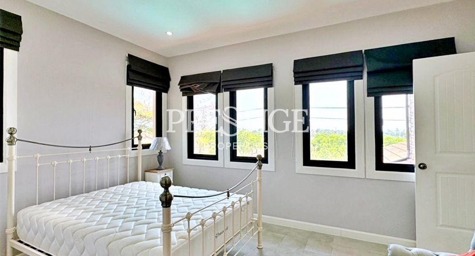 For rent 4 bedrooms house in Sattahip, Chonburi