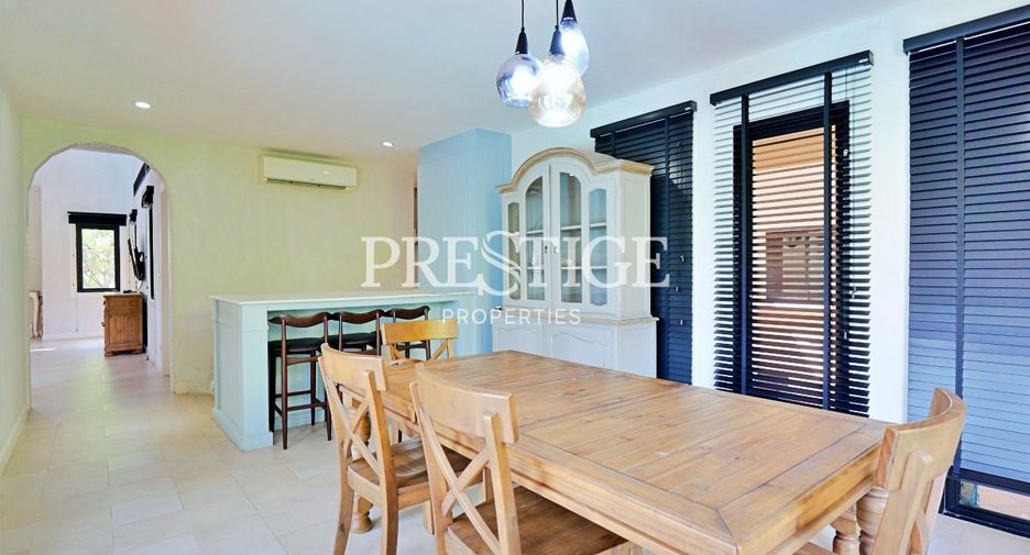 For rent 4 bedrooms house in Sattahip, Chonburi