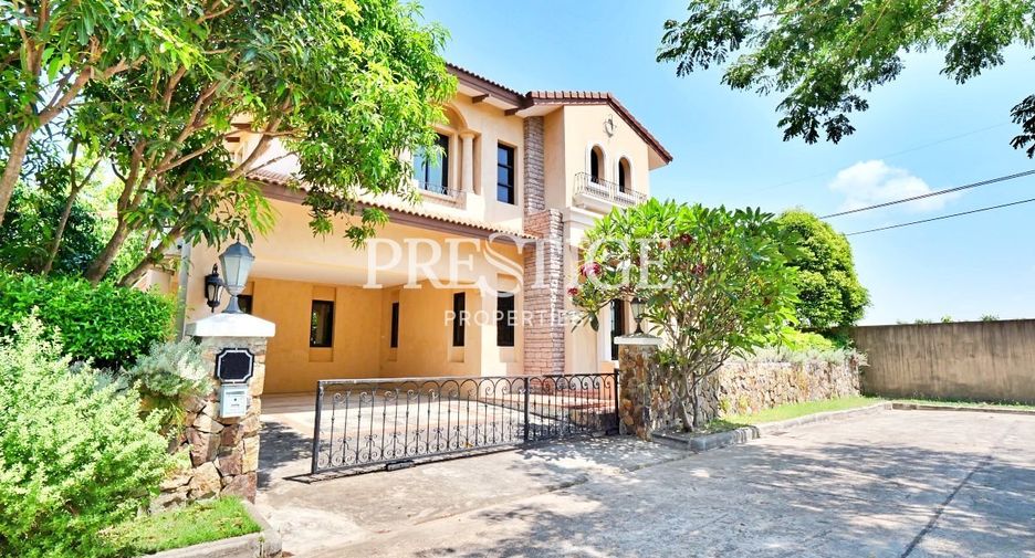 For rent 4 bedrooms house in Sattahip, Chonburi