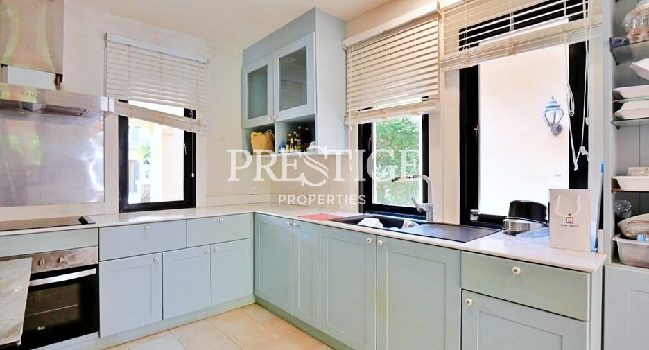 For rent 4 bedrooms house in Sattahip, Chonburi