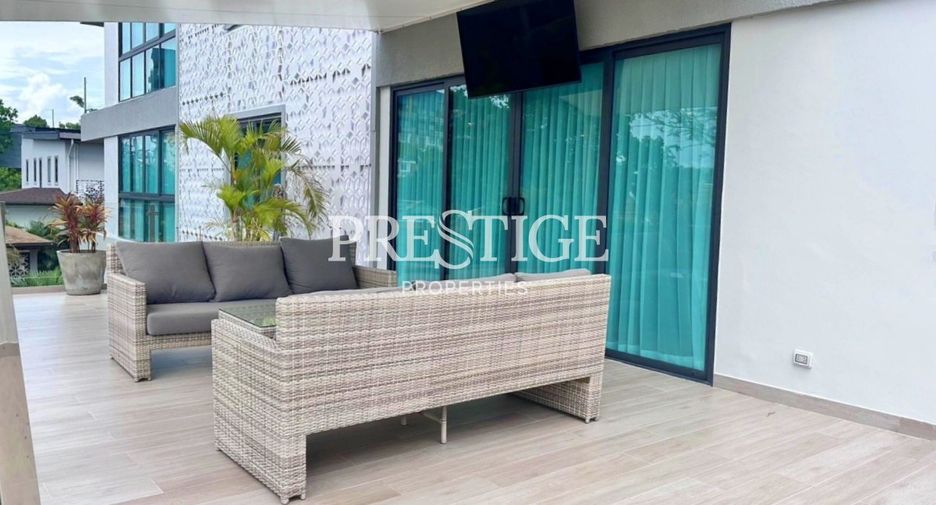 For sale 3 bedrooms condo in Bang Lamung, Chonburi