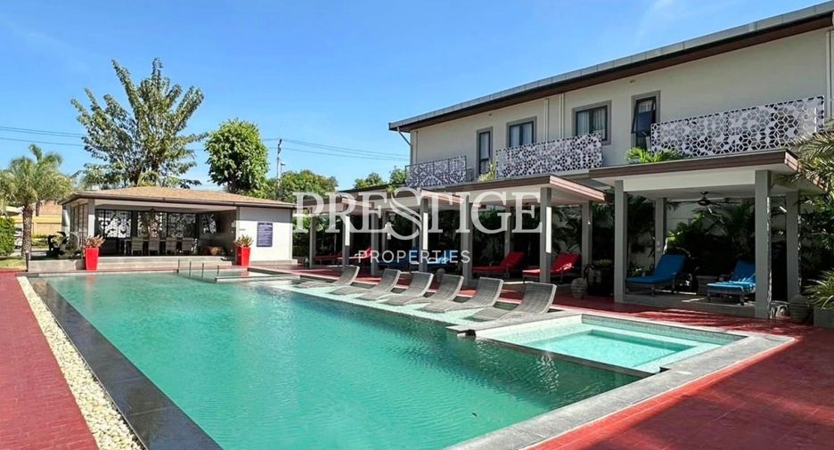 For sale 3 bedrooms condo in Bang Lamung, Chonburi