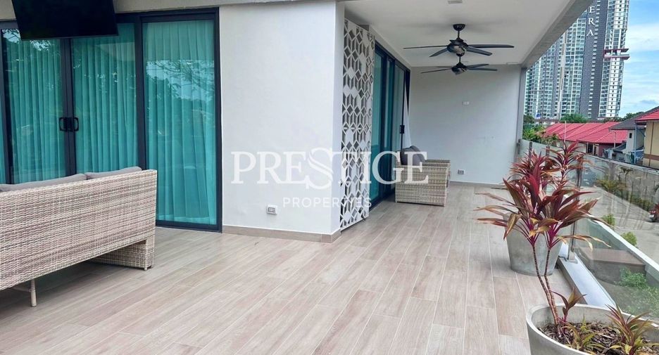 For sale 3 bedrooms condo in Bang Lamung, Chonburi