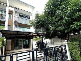 出售 3 卧室 联排别墅 在 Bang Khun Thian, 曼谷
