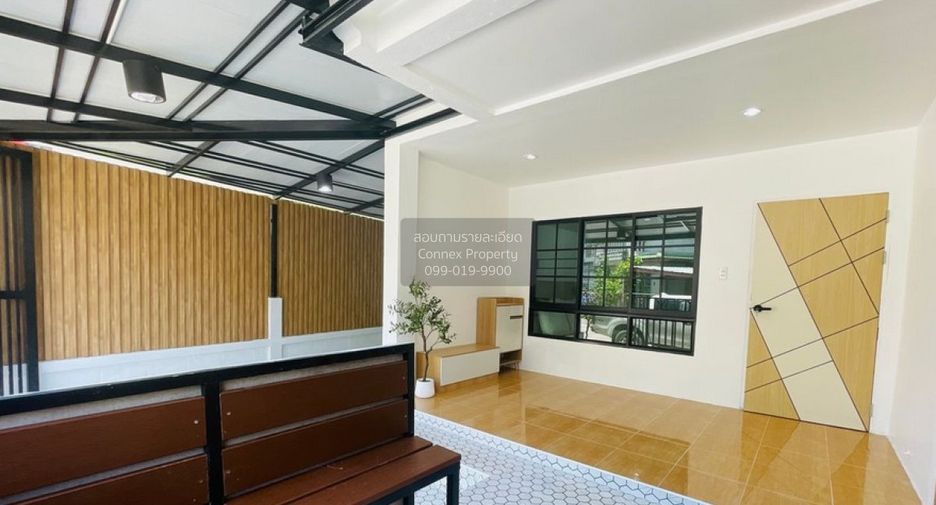 For sale 3 bedrooms townhouse in Bang Phli, Samut Prakan