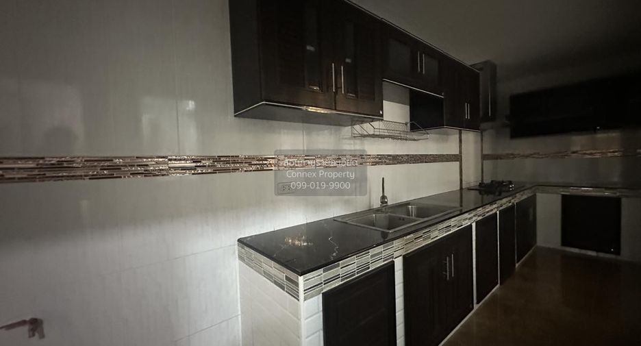 For sale 3 bedrooms house in Thanyaburi, Pathum Thani