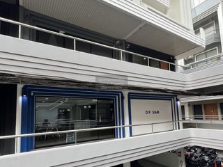 Reihenhaus zum Kauf mit 9 Zimmer in Bang Kapi, Bangkok