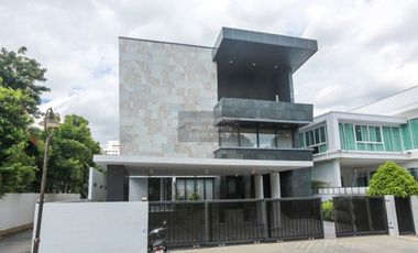 À vendre 5 chambres maison à Bang Sue, Bangkok