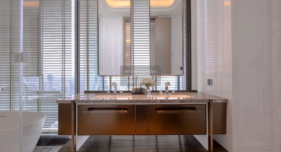 For sale 2 bedrooms condo in Sathon, Bangkok