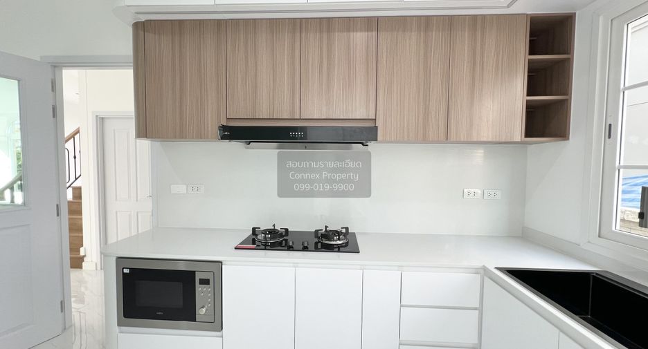 For sale 4 bedrooms house in Chom Thong, Bangkok