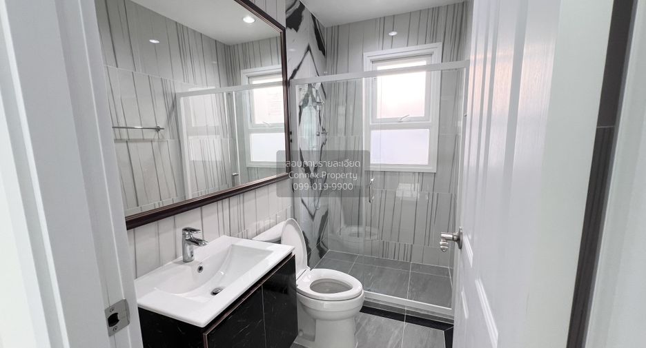 For sale 4 bedrooms house in Chom Thong, Bangkok