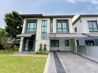 Casa en venta de 3 habitaciones en Bang Phli, Samut Prakan