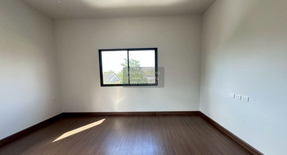 For sale 4 bedrooms house in Mueang Nonthaburi, Nonthaburi