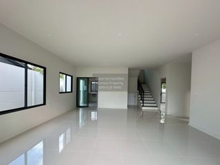 For sale 4 bedrooms house in Mueang Nonthaburi, Nonthaburi