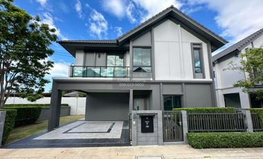 For sale 4 bedrooms house in Mueang Nonthaburi, Nonthaburi