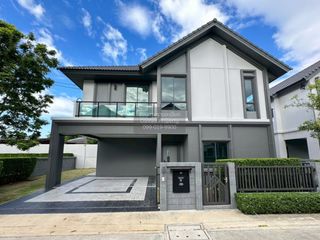 For sale 4 bedrooms house in Mueang Nonthaburi, Nonthaburi