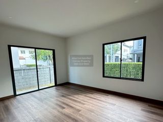 For sale 4 bedrooms house in Mueang Nonthaburi, Nonthaburi