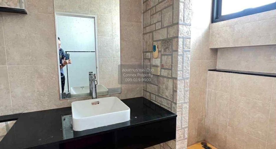 For sale 3 bedrooms house in Taling Chan, Bangkok