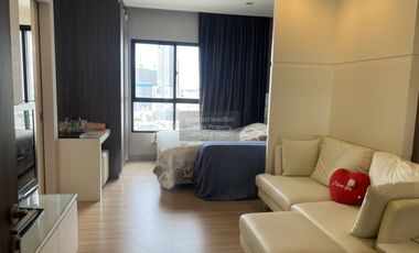 Продажа 1 кровать кондо в Кхлонг Сан, Бангкок