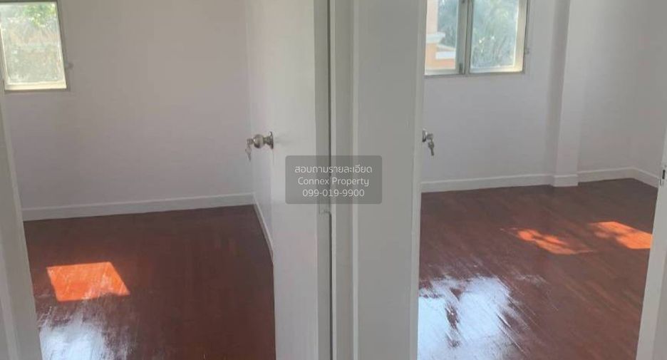 For sale 3 bedrooms house in Din Daeng, Bangkok