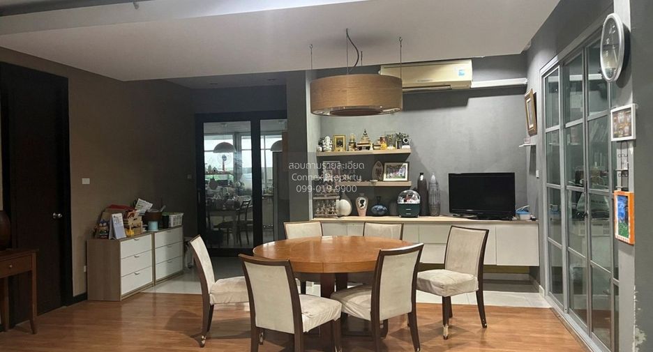 For sale 4 bedrooms house in Pak Kret, Nonthaburi