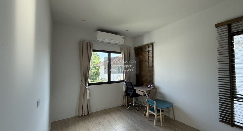 出售 4 卧室 独立屋 在 Bang Sao Thong, Samut Prakan