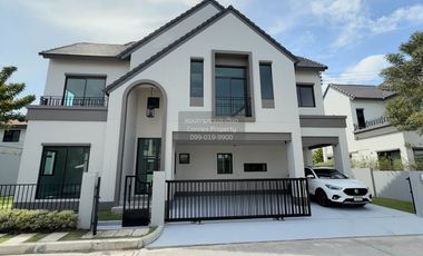 Casa en venta de 4 habitaciones en Bang Sao Thong, Samut Prakan