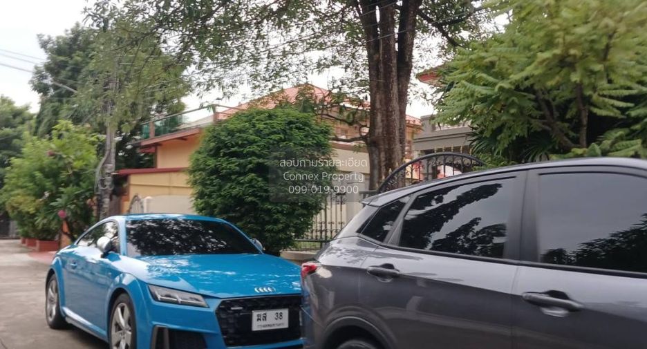 For sale 4 bedrooms house in Bang Khae, Bangkok