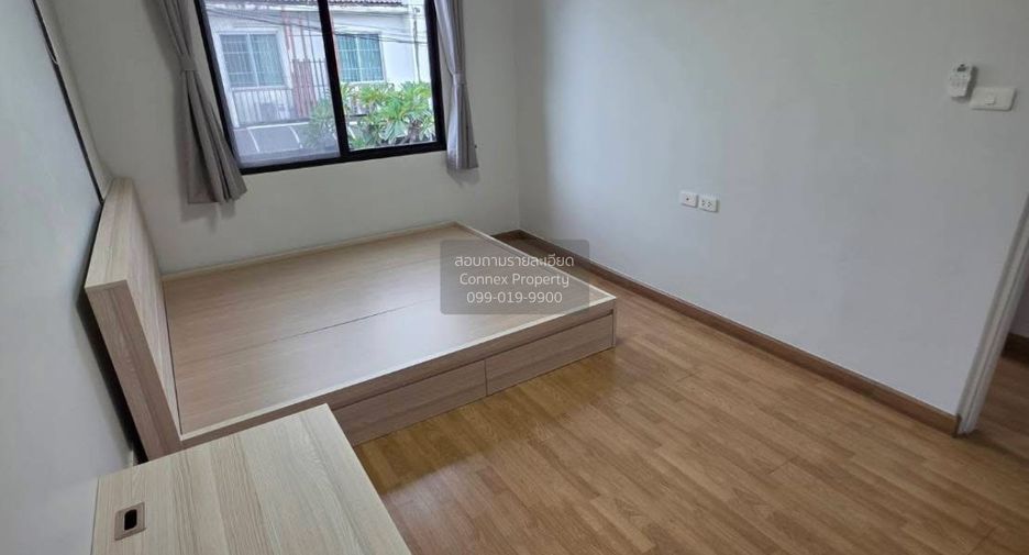 For sale 3 bedrooms townhouse in Bang Kruai, Nonthaburi