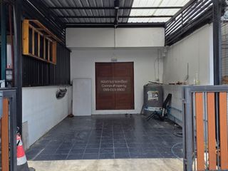 出售 2 卧室 联排别墅 在 Bueng Kum, 曼谷