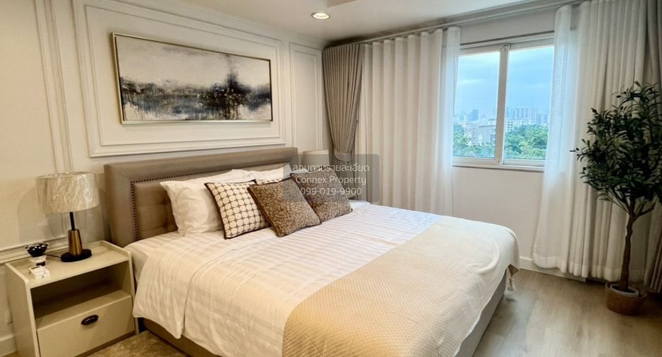 For sale 2 bedrooms condo in Yan Nawa, Bangkok