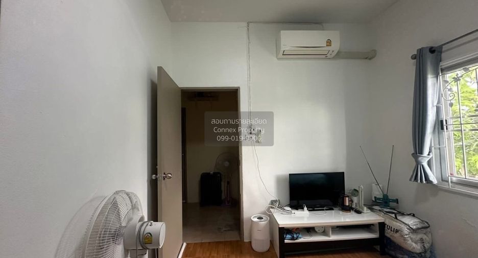 For sale 2 bedrooms townhouse in Min Buri, Bangkok
