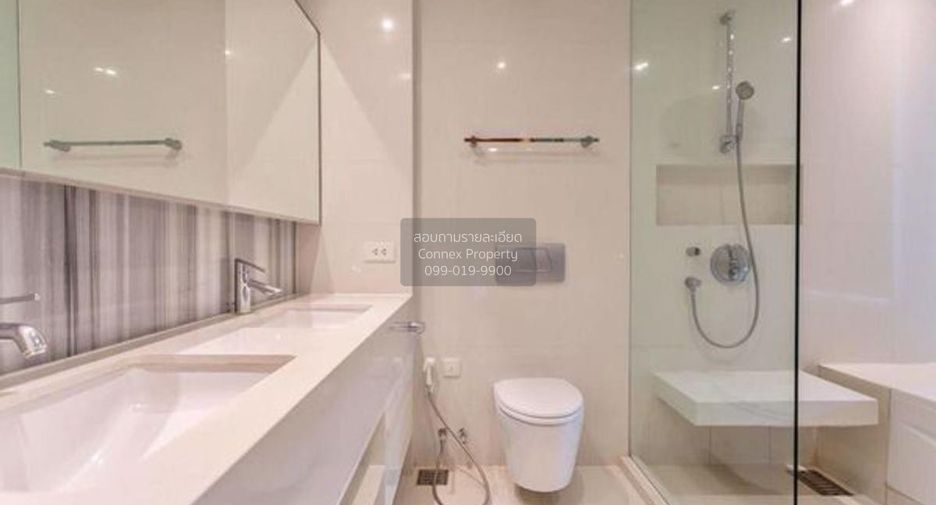 For sale 2 bedrooms condo in Khlong Toei, Bangkok