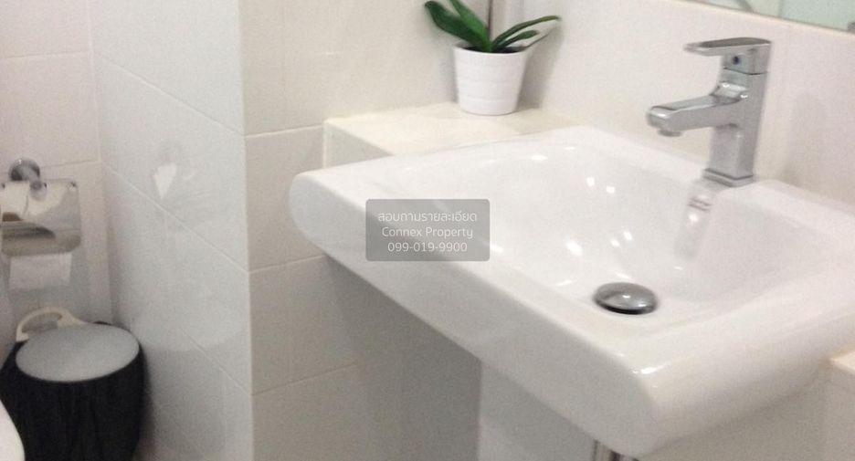 For sale 1 bed condo in Phra Khanong, Bangkok