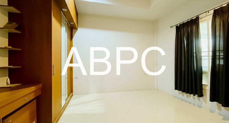 À vendre 3 chambres maison à Bang Lamung, Chonburi