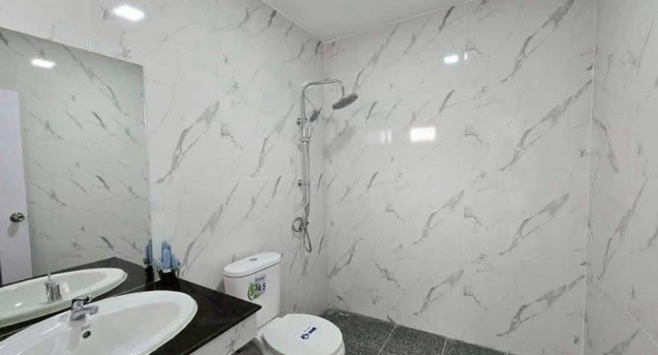 For rent 3 bedrooms house in Huay Yai, Pattaya