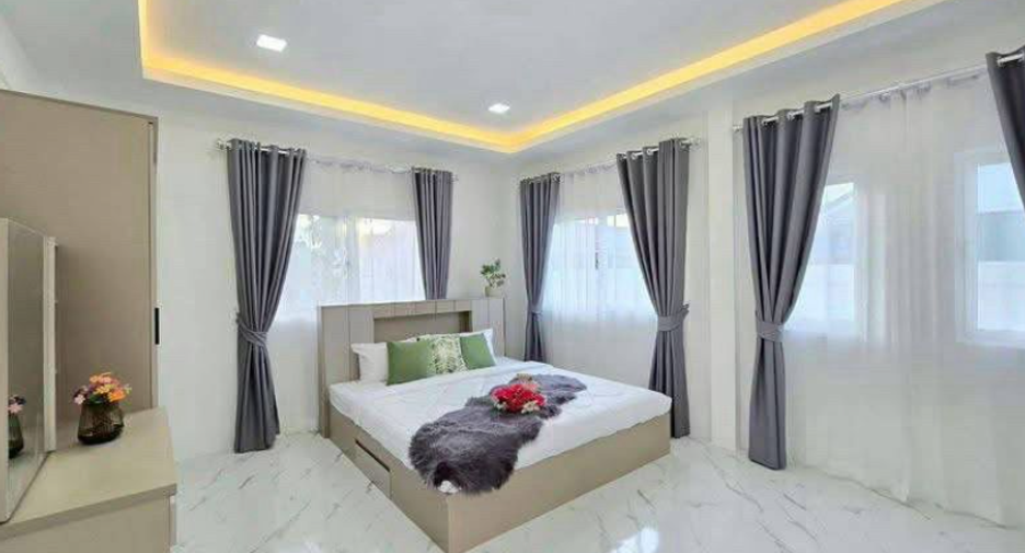 For rent 3 bedrooms house in Huay Yai, Pattaya