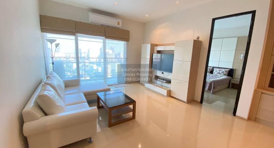 For rent 2 bedrooms condo in Khlong Toei, Bangkok