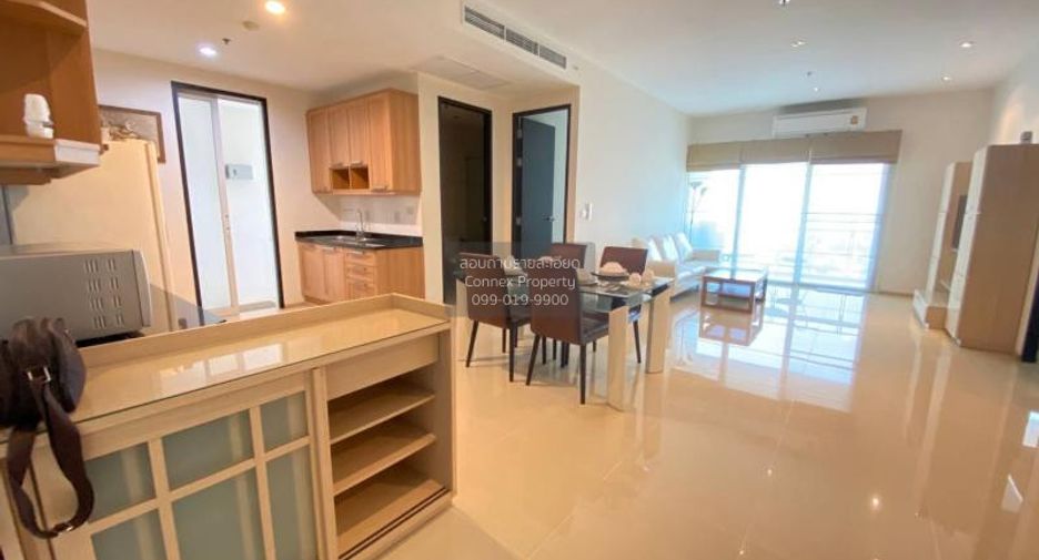 For rent 2 bedrooms condo in Khlong Toei, Bangkok