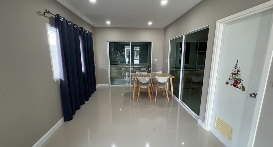 For rent 2 bedrooms townhouse in Bang Phli, Samut Prakan